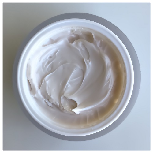 Forty Fathom Skin Regenerator Cream Review & Photo (Texture)