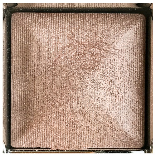 Hourglass Ambient Metallic Strobe Lighting Palette Review & Photo (Lucent Strobe Light)