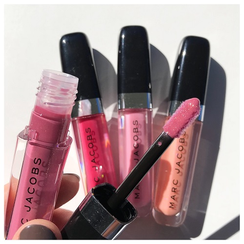 Marc Jacobs Beauty Enamored Lip Lacquer Lipgloss Review & Photo (Allow Me)