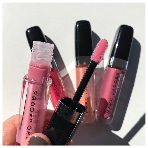Marc Jacobs Beauty Enamored Lip Lacquer Lipgloss Review & Photo (Flamingo)