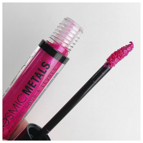 NYX Cosmetics Cosmic Metals Lip Cream Review & Photo (Fuchsia Fusion)