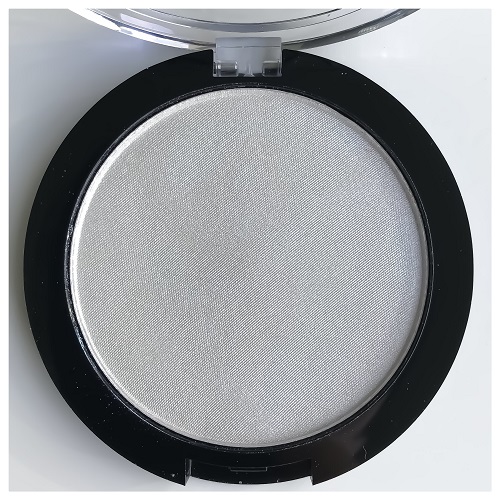 NYX Duo Illuminating Powder Review & Photo (Twilight Tint)