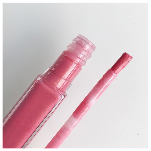 Revlon Ultra HD Lip Lacquer Review & Photo (Petalite)