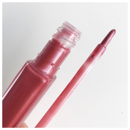 Revlon Ultra HD Lip Lacquer Review & Photo (Rose Quartz)