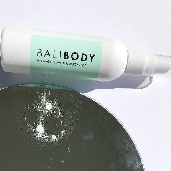 Bali Body Hydrating Face & Body Mist Texture & Review