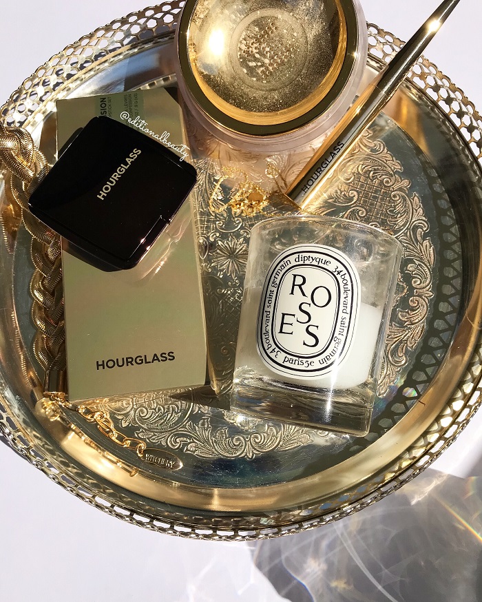 Hourglass Veil Translucent Setting Powder Review & Photos