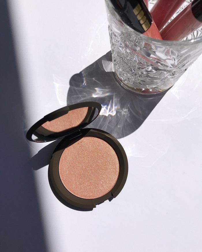 Becca Shimmering Skin Perfector Pressed Highlighter Rose Gold Swatches & Review