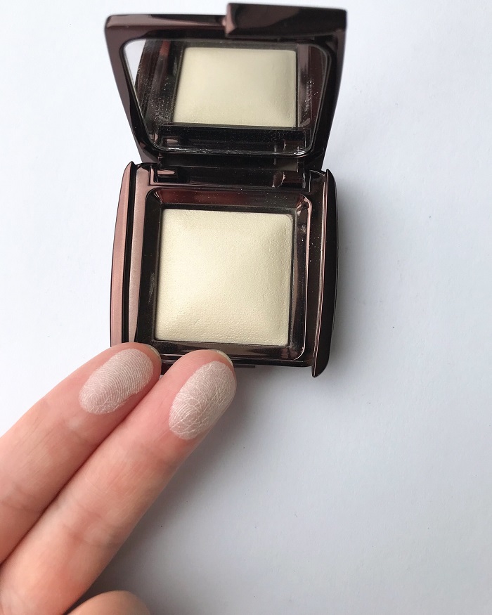 Hourglass Ambient Lighting Powder Review & Swatch