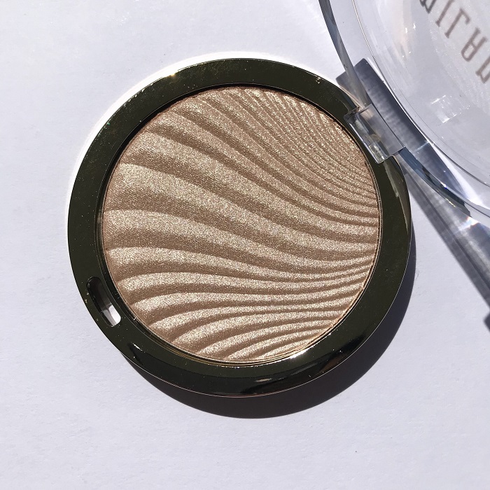 milani strobelight instant glow powder swatches