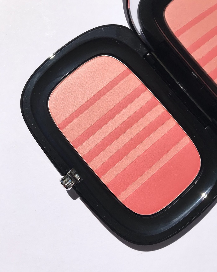 Marc Jacobs Air Blush Soft Glow Duo Review & Swatches (504 Kink & Kisses)