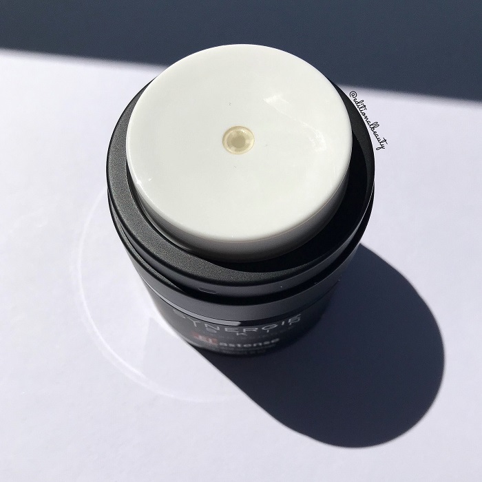 Synergie Skin Elastense Neck & Decolletage Firming Cream Review (Dispenser)